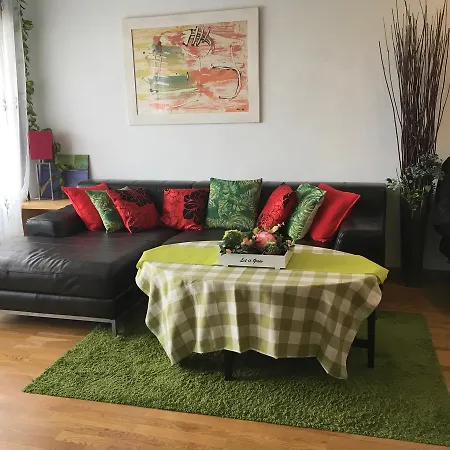Familiar Apartment
